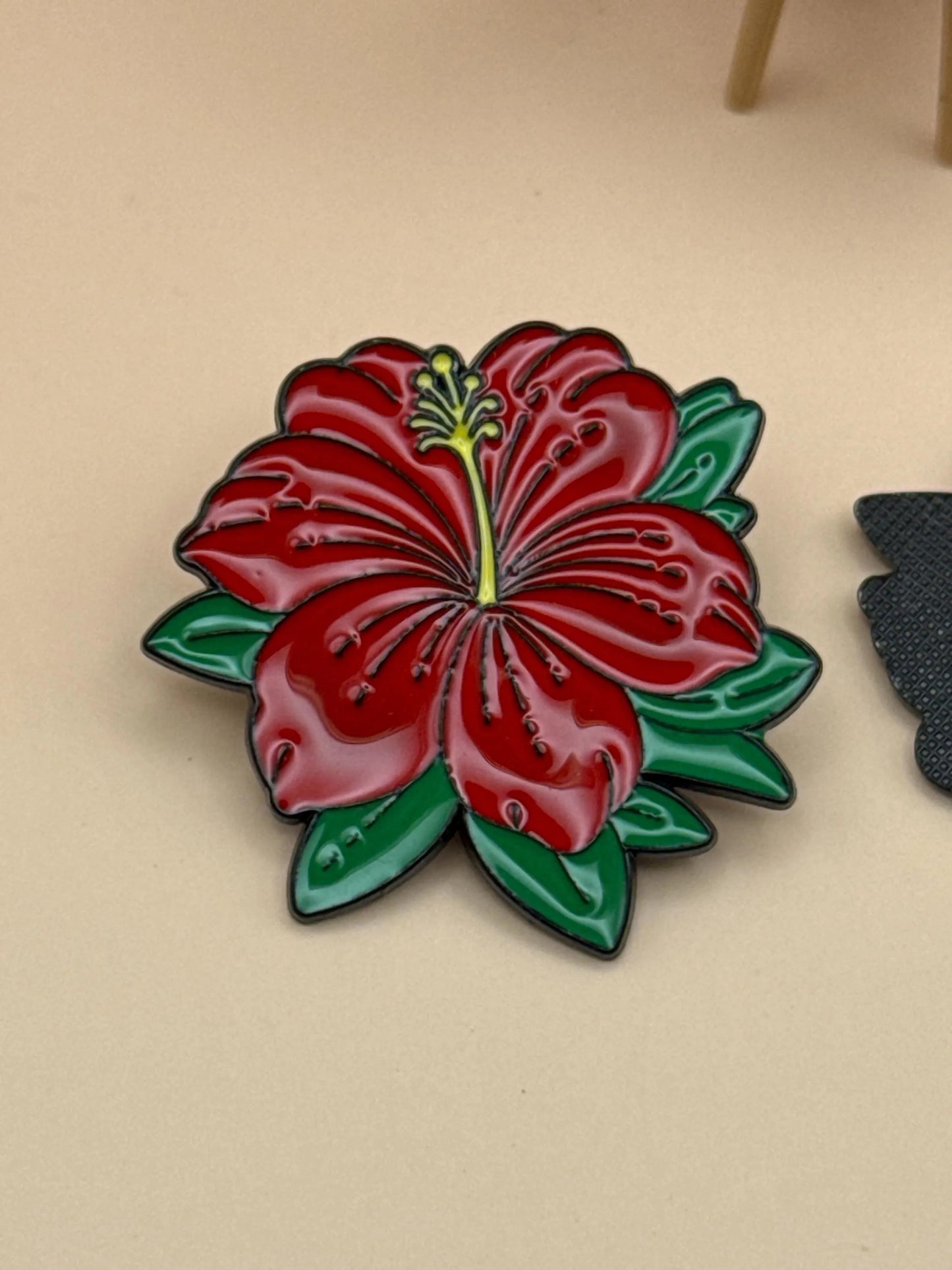 Thespesia Pin Puerto Rico Grandiflora/ Brooch flower