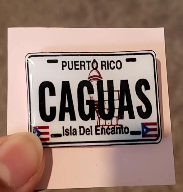 Puerto Rico License Plate Pin | Handmade Acrylic Tablilla Pin